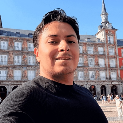Oliver Lopez